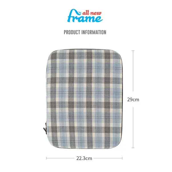 Casual Checkered Plaids Pattern iPad Laptop Sleeves Cases Pouches Protective Covers Purses Handbags Square Cushion Designer Scho