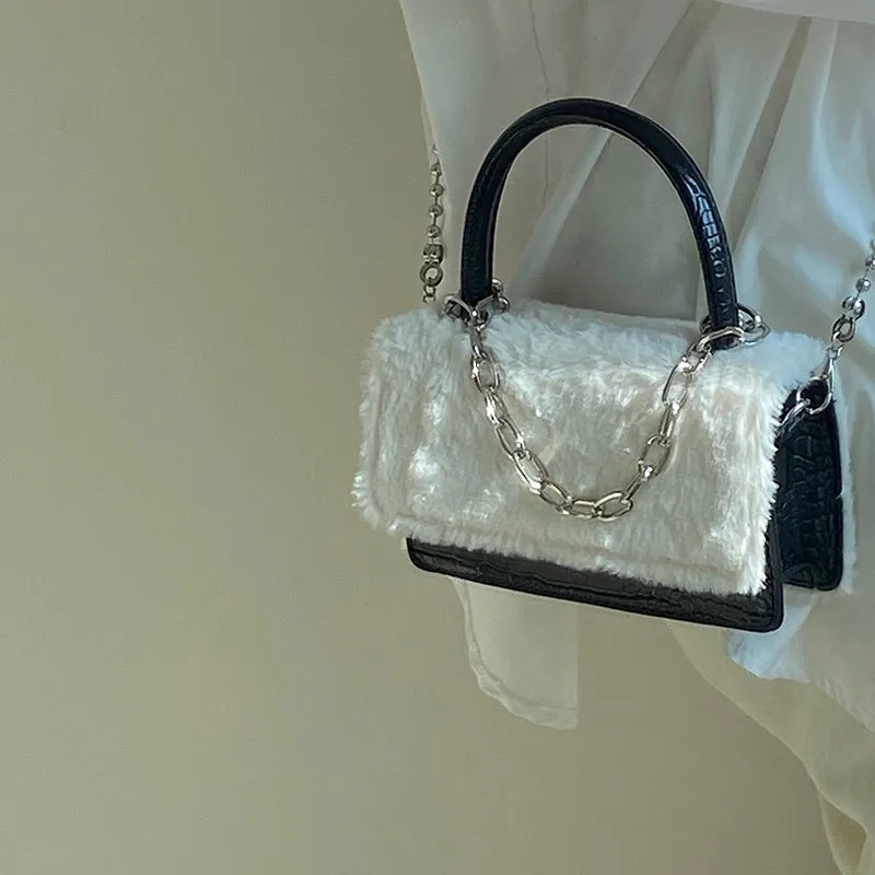 Chain Fuzz Purse