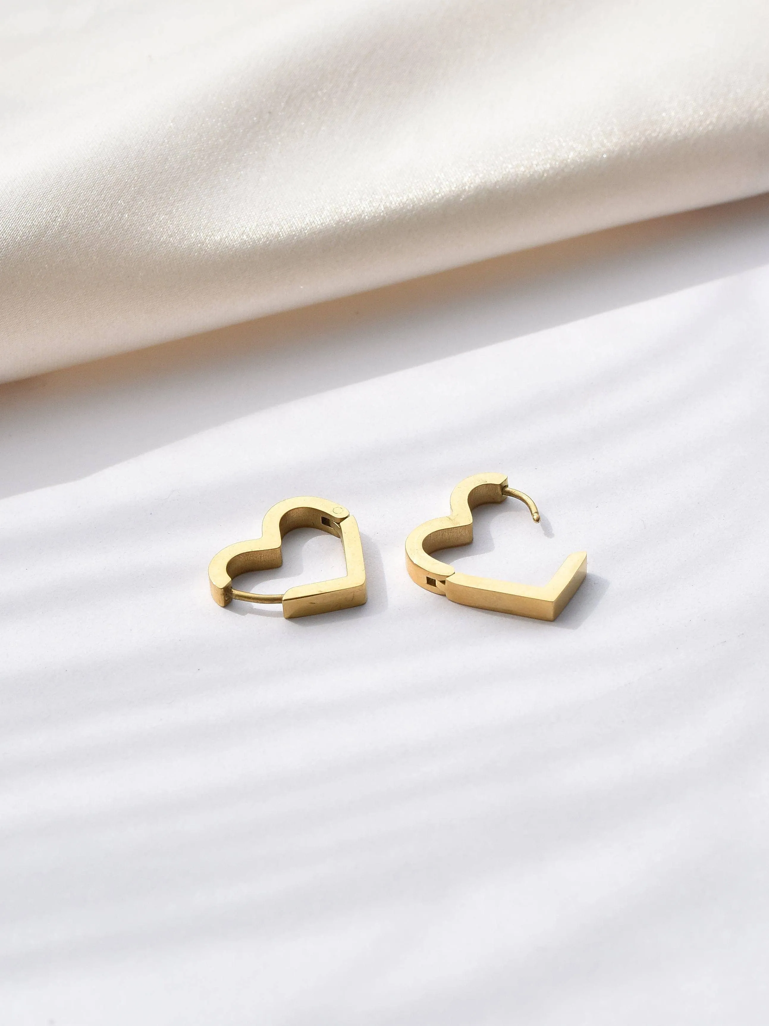 Heart Shaped Stud Earring