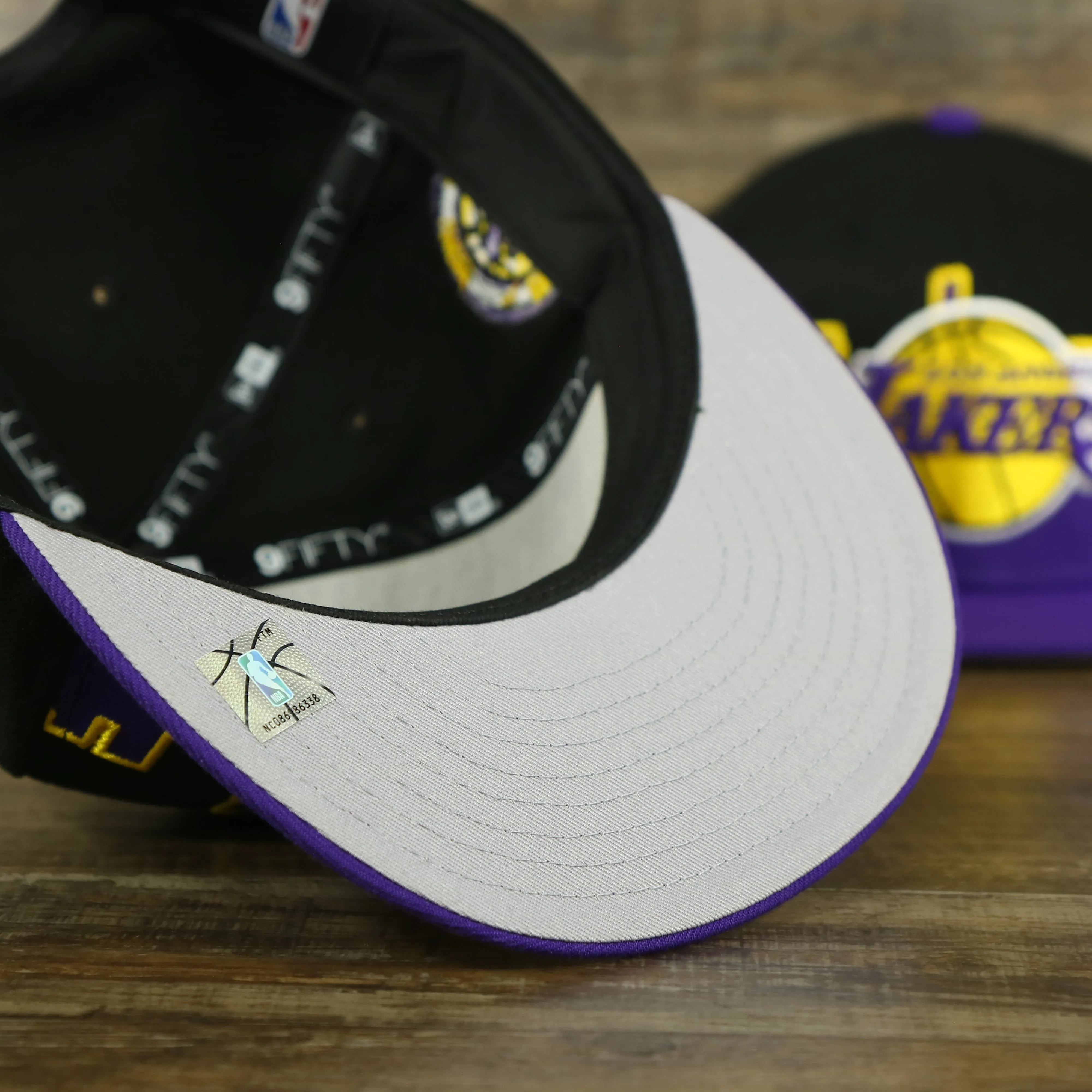 Los Angeles Lakers City Skyline Side Patch 9Fifty Snapback Hat | Los Angeles Skyline 950