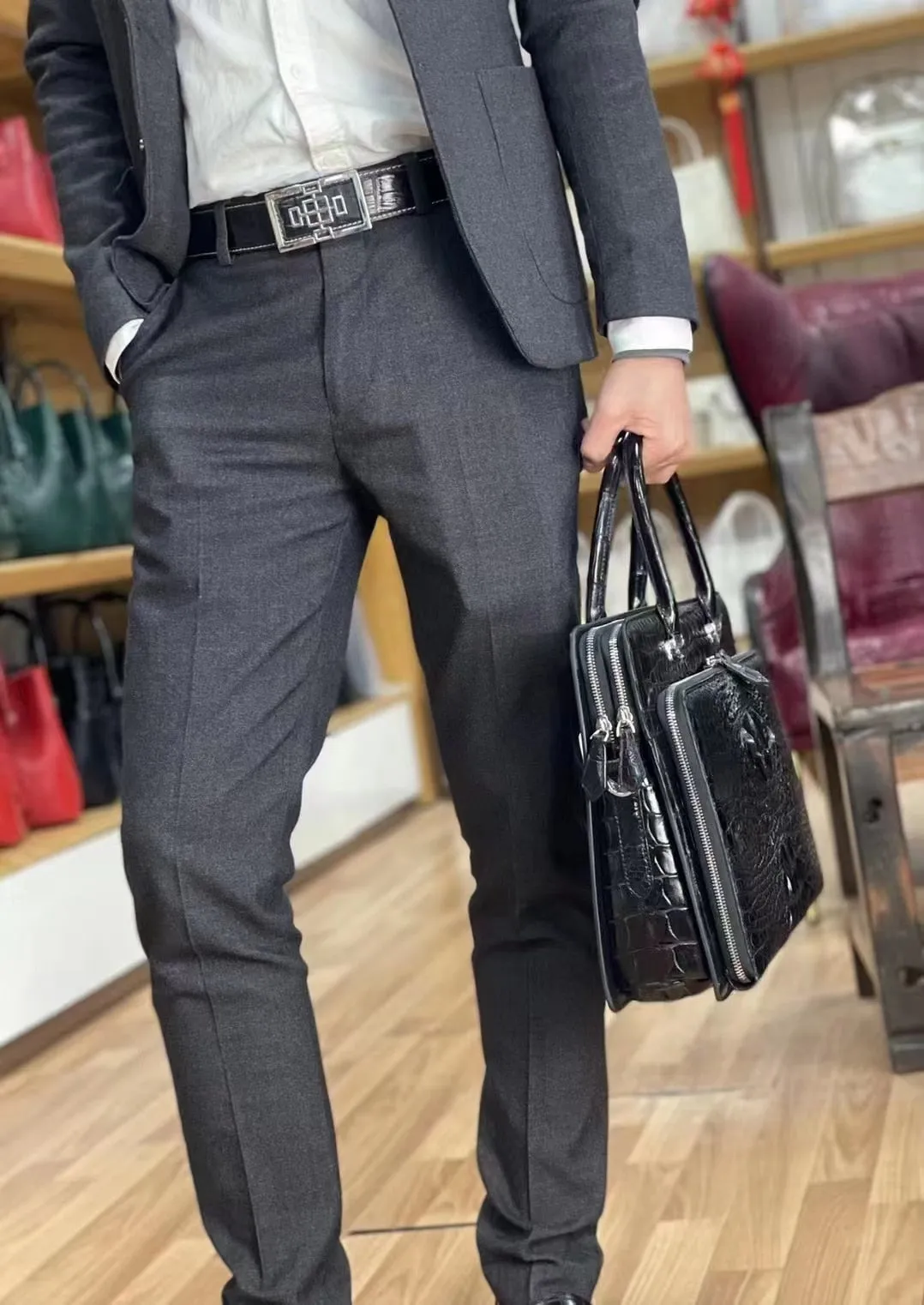 Men's Crocodile Skin Leather Leisure Travel Business Messenger Briefcase