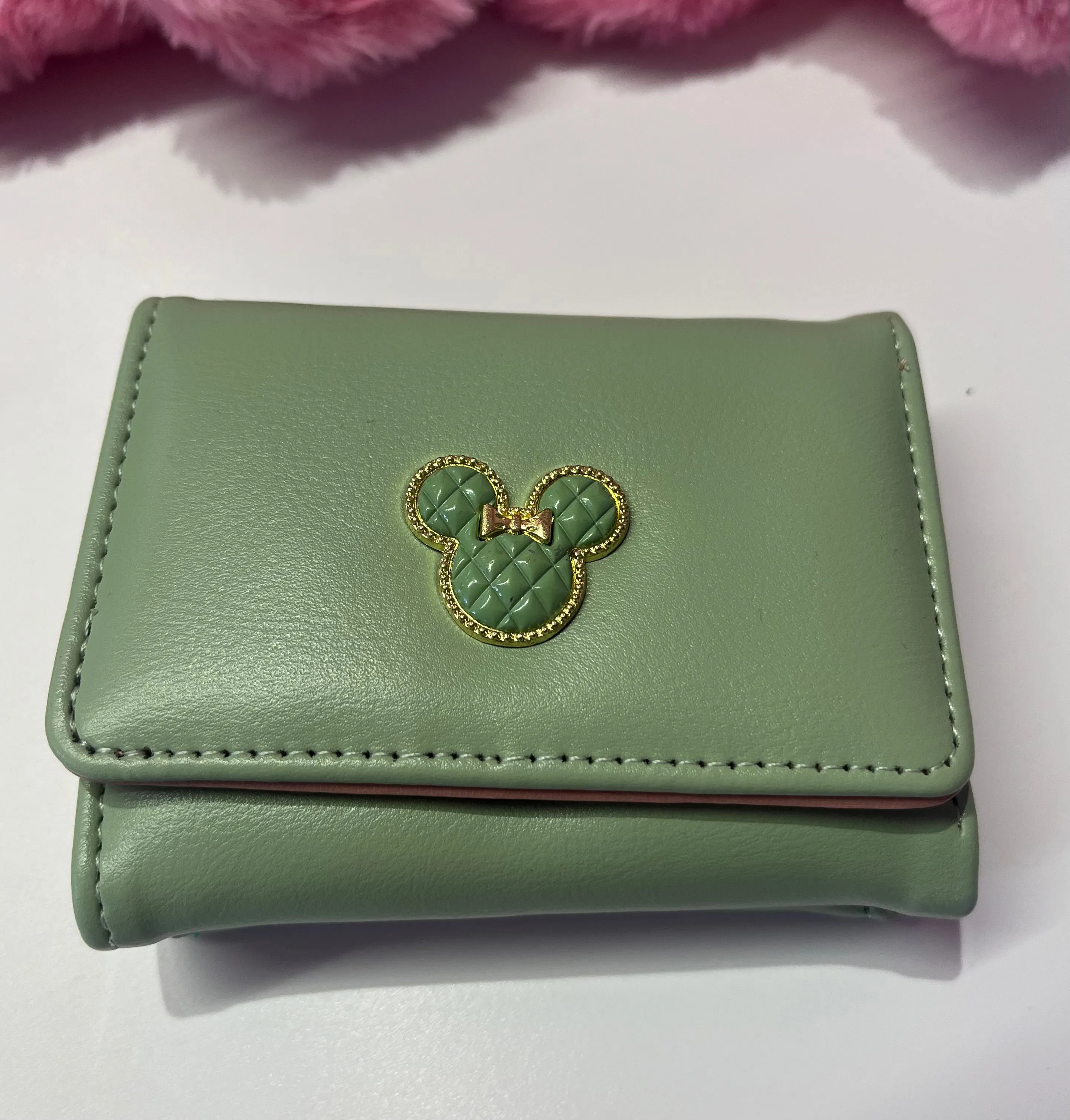 Mickey Clutch Purse > Mint