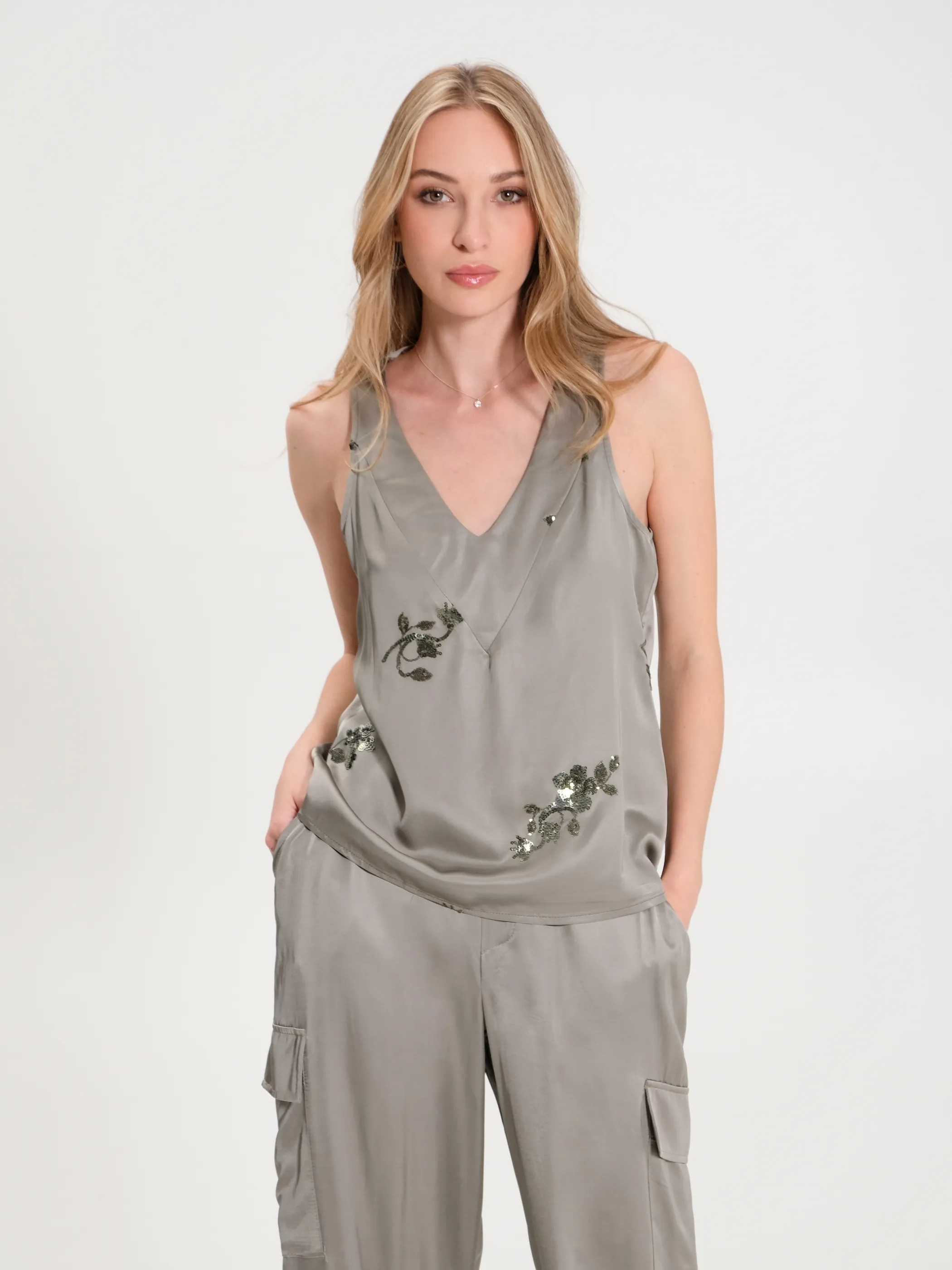 Rinascimento  |Casual Style Sleeveless V-Neck Bi-color Plain Party Style